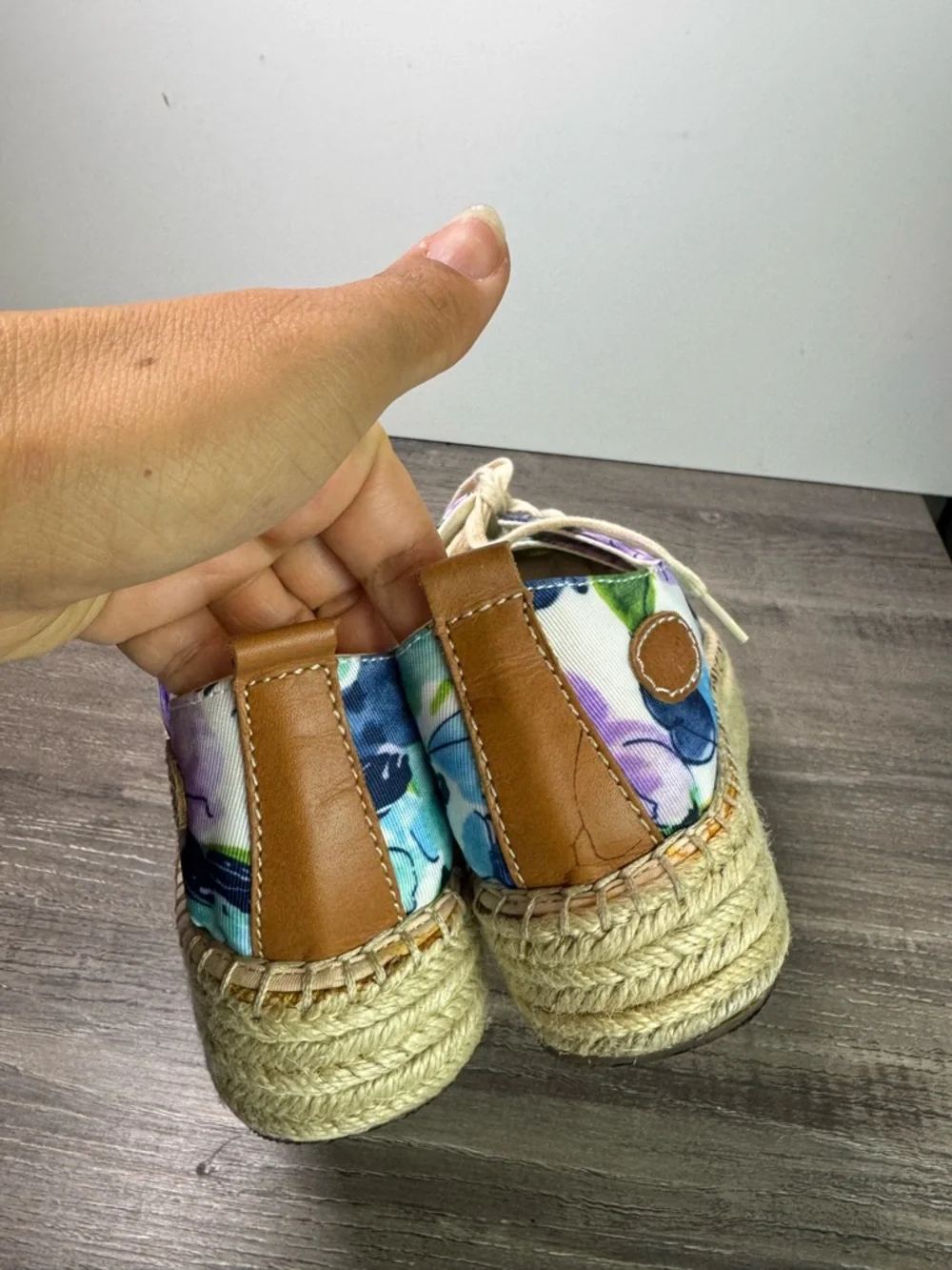 Coconuts Matisse Grateful Floral Canvas Espadrille PlatformSneakers size 7